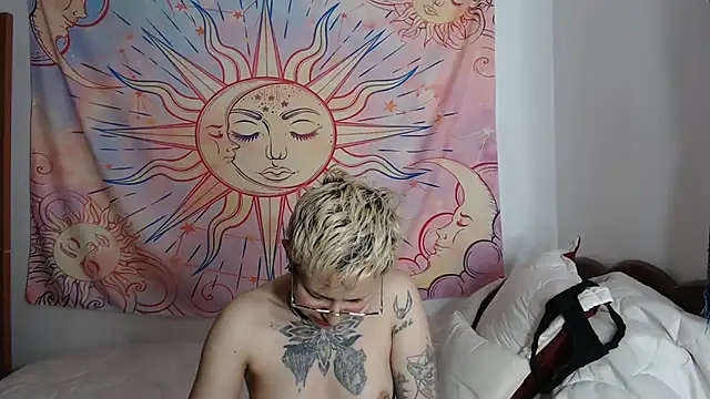 ArrangedFoot webcam