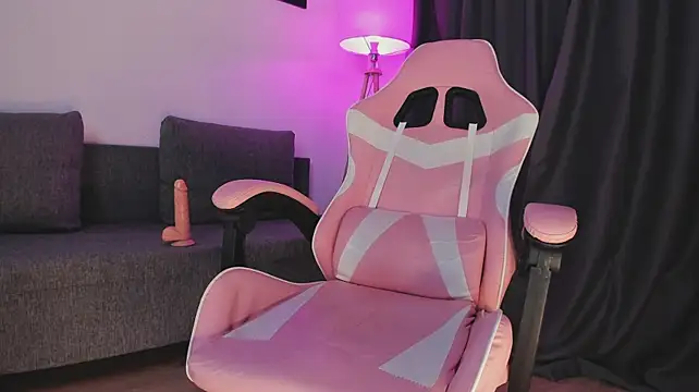 ElaraHex live cam preview