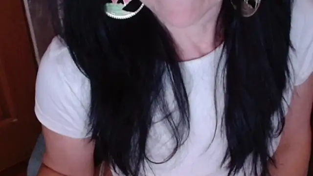 DebraMilf