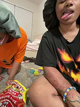 strip4faith live cam preview