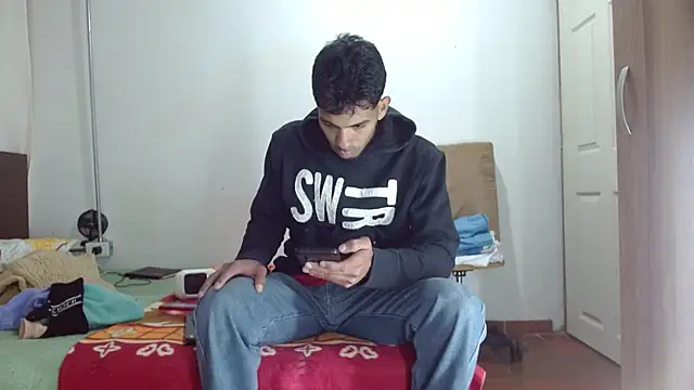 JohanyLatino