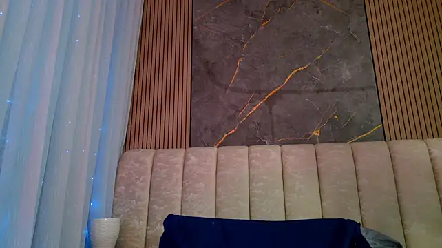 carol_juicyy