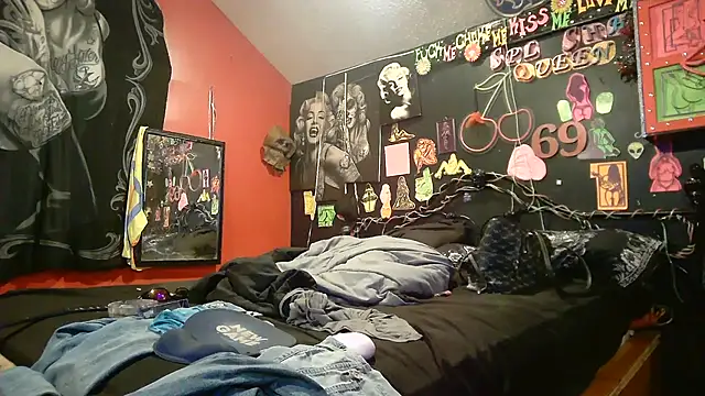 DaddyAndSplashQueen live sex cam