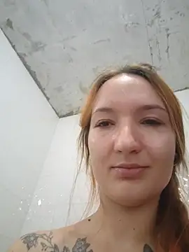 LeonaFox