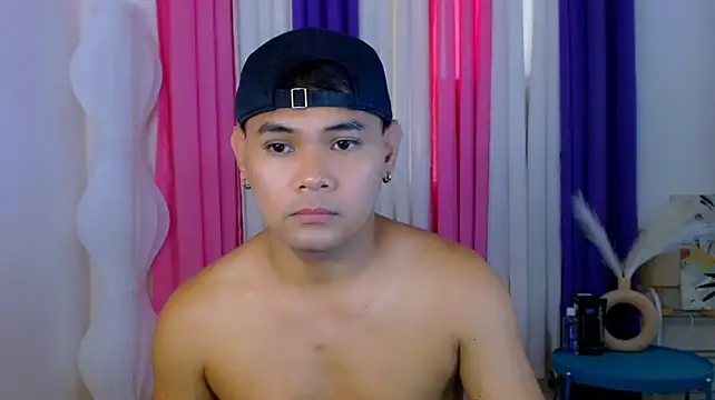 _xxcocksucker live cam on StripChat
