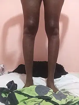 slimpie5 webcam stripchat model stream image