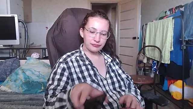 AnKey_Rayah live cam on StripChat