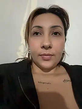 KittyObsession live sex cam