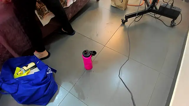 IssamilfX55 webcam stripchat model stream image
