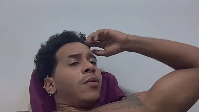 LucasBlaze_ webcam stripchat model stream image