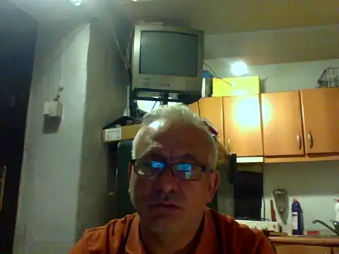 sexy_tom787817 live cam on StripChat
