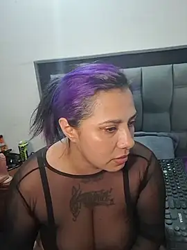 Alexa_Slavehot777