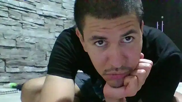 Sexylatin64 webcam
