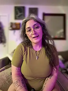 Alix_Valentine