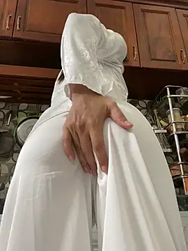 NINA2102