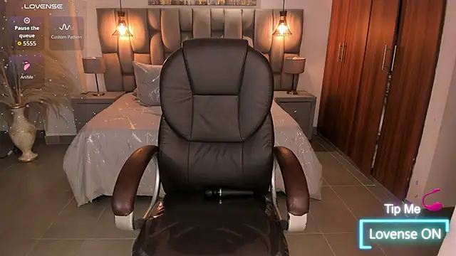 sarita_evanss