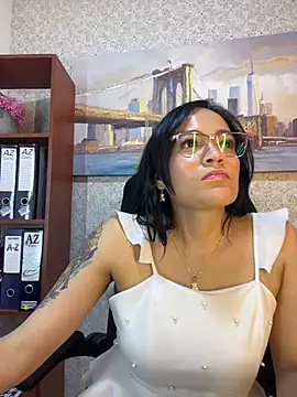 Nox_Vixen live cam on StripChat