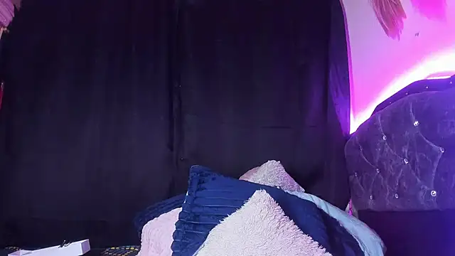 Marian_Cristal live cam preview