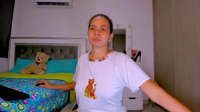 sharonDulce webcam
