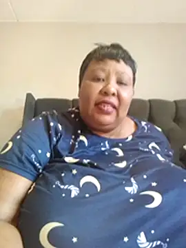 nancy111 live cam on StripChat