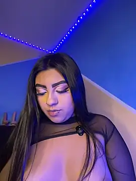 Laulin_TayyyX live