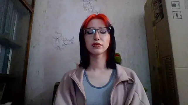 ParisGotowka webcam stripchat model stream image
