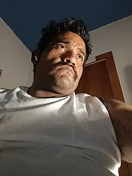 WHEELIEWHEELZ live cam on StripChat