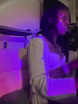 thechocolatepeach live sex cam