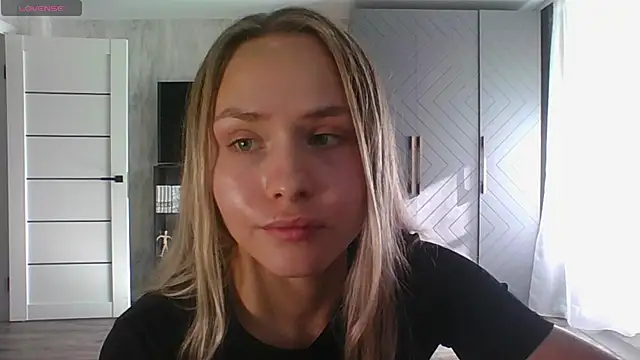 Annie_Cohn live cam on StripChat