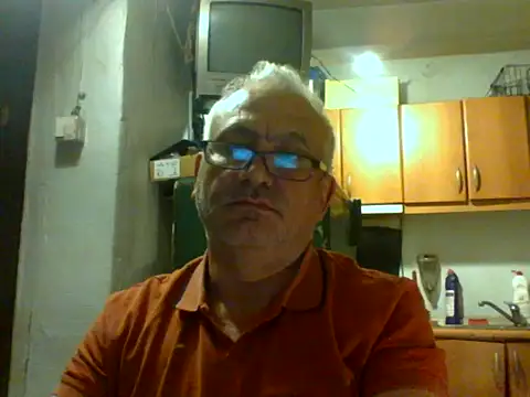 sexy_tom787817 live cam on StripChat