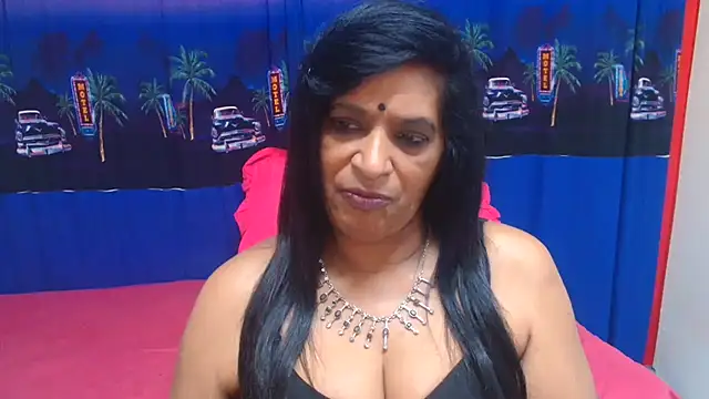 INDIANFUSION live cam on StripChat