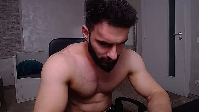 micahlane (M young) - support me to compete , I m a bodybuilde