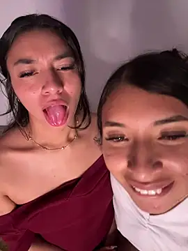 cocoagigimuse (F young) - GIGI RIDE + YUL SUCK DILDO 😈😈