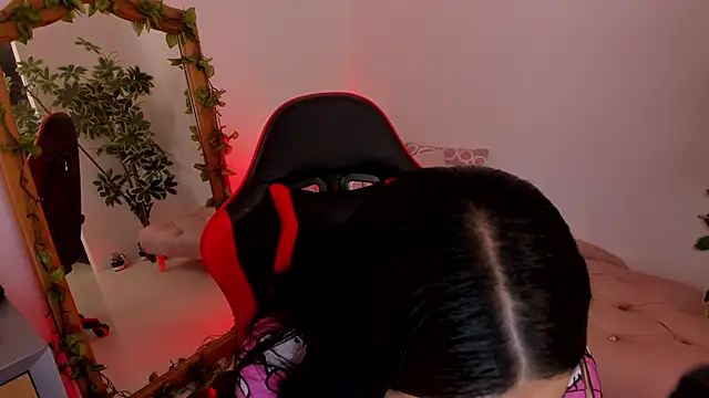 AvaLovely_