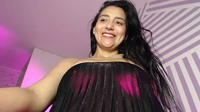 samanta_xi live cam on StripChat