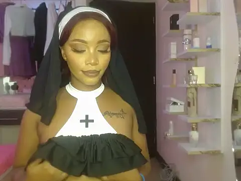 Sexy_Babydoll221 live cam on StripChat