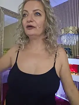 LadyTouch live cam on StripChat