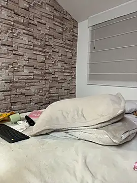 Lucyjoi webcam stripchat model stream image