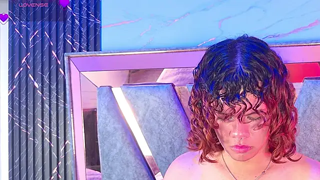 luxxo_xo live cam on StripChat