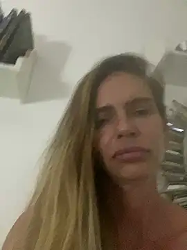 sasha_cosmic_qf2t1 live cam on StripChat