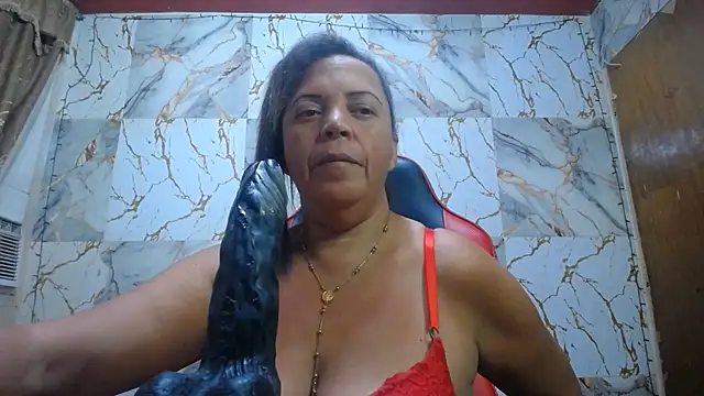 alina_maturehot