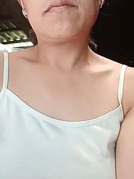 Lily_sexxy4233 live cam preview