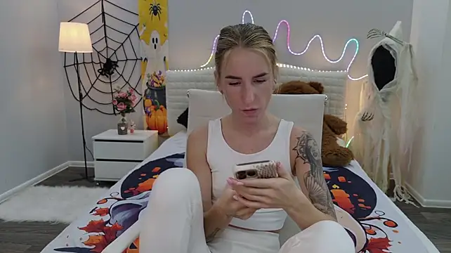 DeboraHorny live cam on StripChat