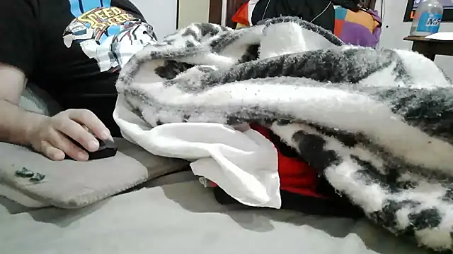 messi_syssy live cam on StripChat