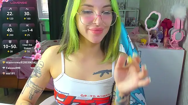 hayley_smith (F young) - for a Balalaika cosplay from *Black Lago