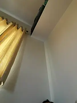 OpposedLoom live cam on StripChat