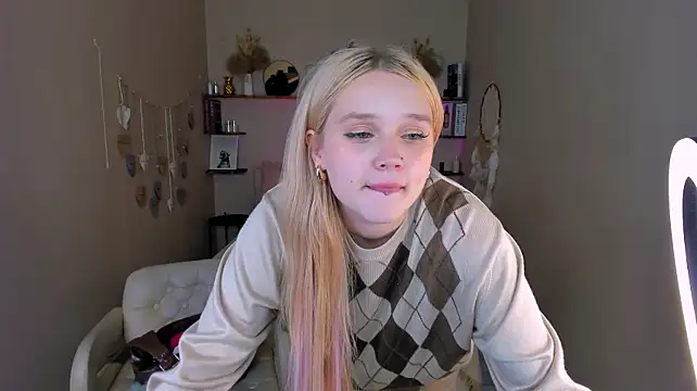 Ashley_Burke