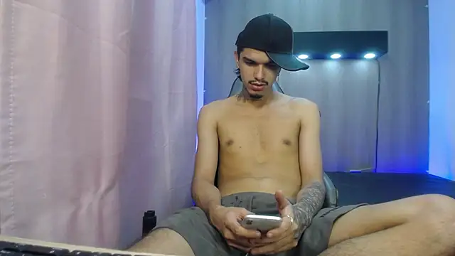 Tayson_Hot