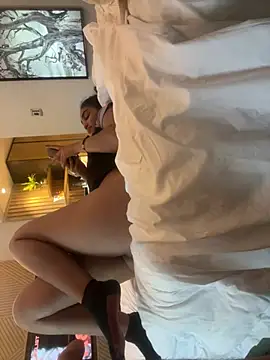 Brandy_Mr-Whiskers live cam on StripChat