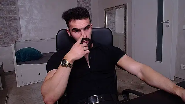 MicahLane live cam on StripChat